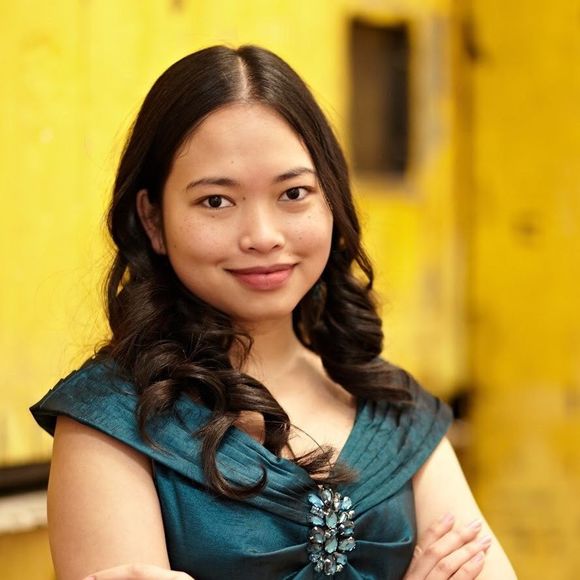 Meet your Posher, Kay - Picture 1 of 1